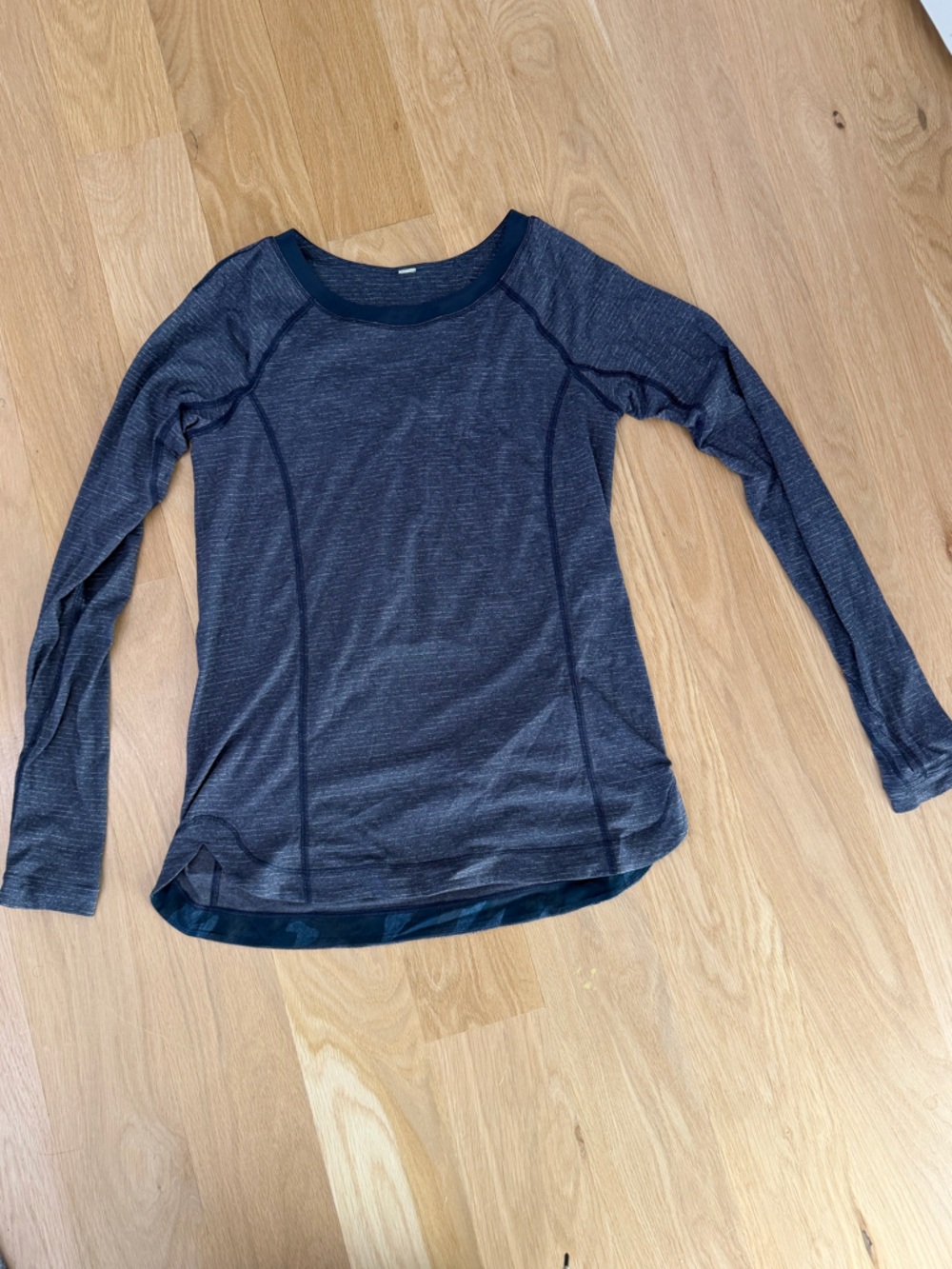 lululemon athletica Women's Long Sleeve Athletic Tee - Navy
